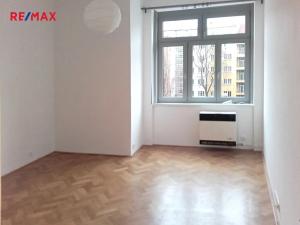 Pronájem bytu 2+kk, Praha - Nusle, Na Pankráci, 43 m2