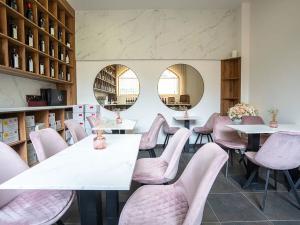 Prodej obchodního prostoru, Lednice, 21. dubna, 55 m2
