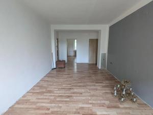 Pronájem bytu 2+1, Most, Jaroslava Vrchlického, 53 m2