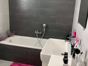 Pronájem bytu 2+kk, Olomouc, Novosadský dvůr, 60 m2