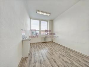Pronájem kanceláře, Jindřichův Hradec, Pravdova, 15 m2