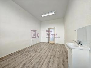Pronájem kanceláře, Jindřichův Hradec, Pravdova, 15 m2