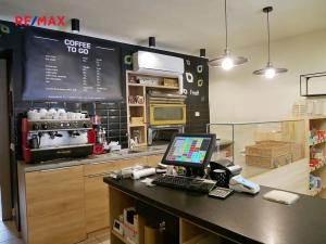Pronájem obchodního prostoru, Praha - Karlín, Křižíkova, 90 m2