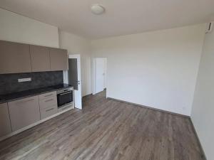 Pronájem bytu 2+kk, Praha - Hloubětín, Za černým mostem, 43 m2