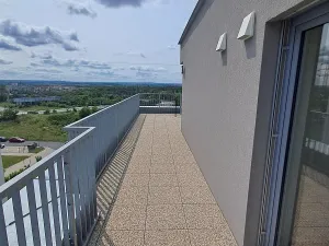Pronájem bytu 2+kk, Praha - Hloubětín, Za černým mostem, 43 m2