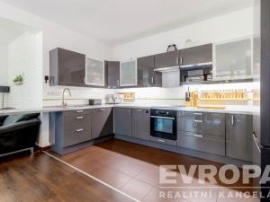 Prodej bytu 4+kk, Praha - Ruzyně, Karlovarská, 98 m2