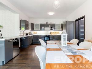 Prodej bytu 4+kk, Praha - Ruzyně, Karlovarská, 98 m2