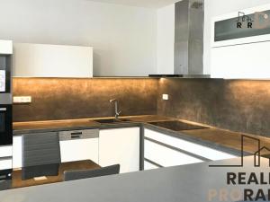 Prodej bytu 2+1, Moravské Budějovice, Na Výsluní, 76 m2