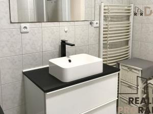 Prodej bytu 2+1, Moravské Budějovice, Na Výsluní, 76 m2