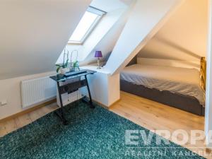 Pronájem bytu 2+kk, Slaný, Ouvalova, 60 m2
