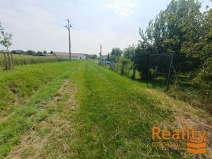 Prodej zahrady, Otrokovice, Hložkova, 2202 m2
