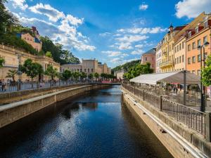 Prodej bytu 3+kk, Karlovy Vary, Vřídelní, 90 m2