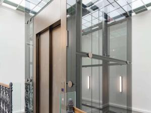 Prodej bytu 3+kk, Karlovy Vary, Vřídelní, 90 m2