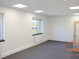 Prodej výrobních prostor, Hradec Králové, U Fotochemy, 1 m2