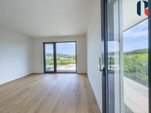 Pronájem bytu 2+kk, Praha - Modřany, Československého exilu, 67 m2