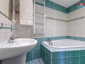 Prodej bytu 2+1, Cheb, Lesní, 61 m2
