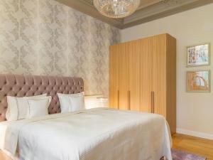 Prodej bytu 2+kk, Karlovy Vary, Vřídelní, 61 m2