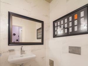 Prodej bytu 2+kk, Karlovy Vary, Vřídelní, 61 m2