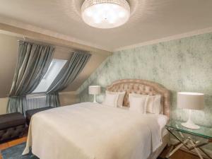 Prodej bytu 4+kk, Karlovy Vary, Vřídelní, 156 m2