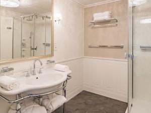 Prodej bytu 4+kk, Karlovy Vary, Vřídelní, 156 m2