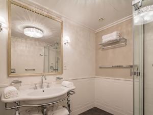 Prodej bytu 4+kk, Karlovy Vary, Vřídelní, 156 m2