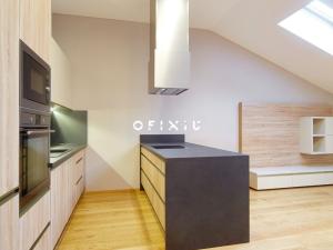 Pronájem bytu 2+kk, Brno, Jakubská, 69 m2