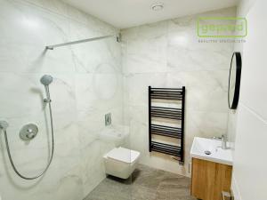 Prodej rodinného domu, Bavoryně, 165 m2