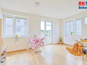 Prodej bytu 2+kk, Cerhenice, Za Cukrovarem, 49 m2
