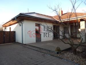 Prodej rodinného domu, Drnholec, Husova, 180 m2