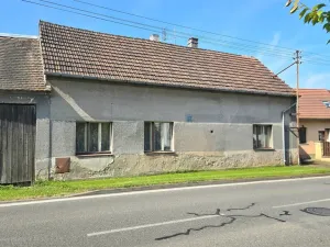 Prodej rodinného domu, Lišany, Pražská, 150 m2