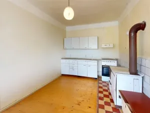 Prodej rodinného domu, Lišany, Pražská, 150 m2