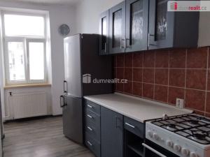 Prodej bytu 3+1, Opava - Předměstí, Komenského, 69 m2