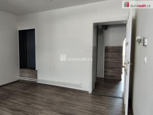 Prodej bytu 3+1, Opava - Předměstí, Komenského, 69 m2