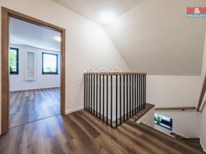 Prodej rodinného domu, Kamenice nad Lipou, Dobšova, 210 m2