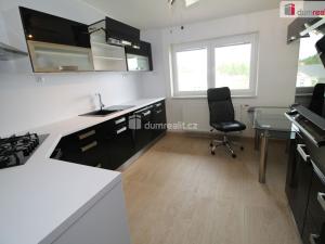 Prodej bytu 2+1, Mariánské Lázně - Hamrníky, třída Vítězství, 85 m2
