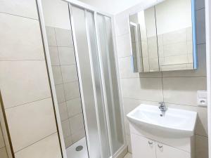 Pronájem bytu 2+kk, Praha - Chodov, Švabinského, 36 m2
