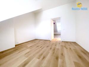Pronájem bytu 2+kk, Praha - Chodov, Švabinského, 36 m2
