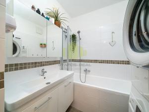 Prodej bytu 2+kk, Olomouc, Topolová, 55 m2