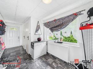 Prodej rodinného domu, Dolany, 198 m2