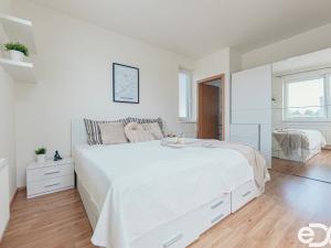 Prodej bytu 2+kk, Chrudim, V Hliníkách, 53 m2