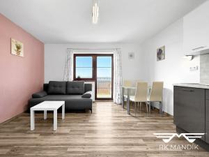Prodej bytu 2+kk, Frymburk - Kovářov, 35 m2