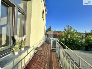 Pronájem bytu 1+kk, Praha - Ruzyně, Drnovská, 30 m2