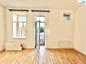 Pronájem bytu 1+kk, Praha - Ruzyně, Drnovská, 30 m2