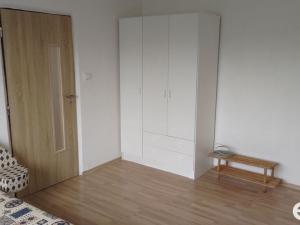Pronájem bytu 1+1, Plzeň, Lábkova, 36 m2