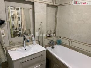 Prodej bytu 4+kk, Praha - Petrovice, Rezlerova, 74 m2