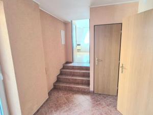 Prodej rodinného domu, Želeč, 180 m2