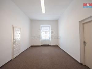 Pronájem kanceláře, Pardubice - Zelené Předměstí, 17. listopadu, 95 m2