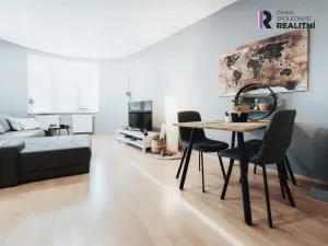 Pronájem bytu 3+kk, Zlín, Obeciny, 80 m2