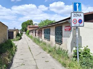 Pronájem garáže, Praha, Novobohdalecká, 17 m2