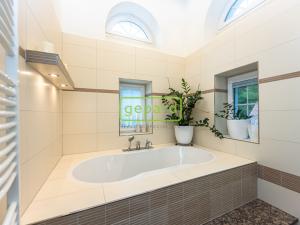 Prodej ubytování, Bečov nad Teplou, Na Zelené, 231 m2